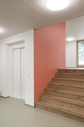 Staircases with solid oak panels
