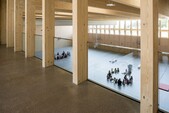 Blick von der Galerie auf die Turnhalle  Foto ©Primula Bosshard