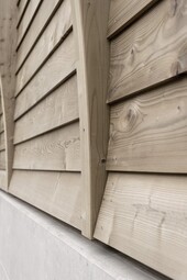 Détail du bardage de la façade